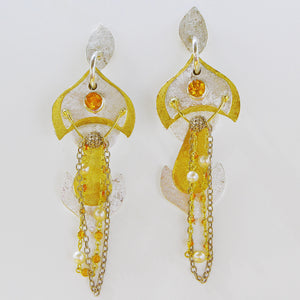 spessartite-gold-silver-layered-earrings-Jennifer-Kalled