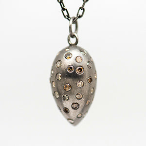 Golden-Stone-Jewelry-sterling-silver-diamonds-pendants-kalled-gallery