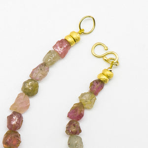 Jennifer-Kalled-chunky-sapphire-beaded-necklace-18k-gold