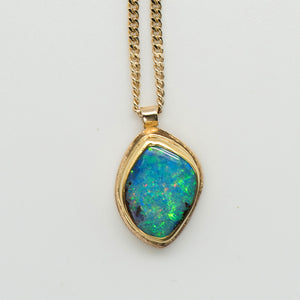 Jennifer-Kalled-Australian-boulder-opal-pendant-22k-18k-gold
