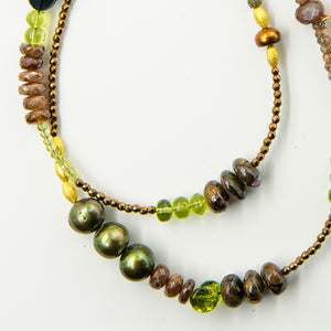 gem-beaded-chain-necklace-peridot-tourmaline-18k-Jennifer-Kalled