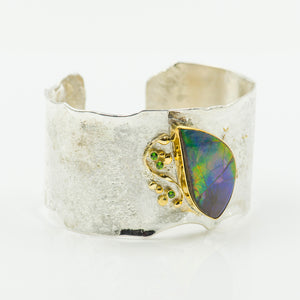 sterling-silver-cuff-bracelet-ammonite-22k-gold-Jennifer-Kalled