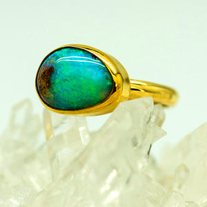 opal-australian-boulder-opal-22k-18k-gold-ring-Jennifer-Kalled