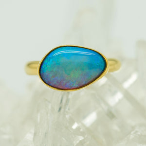 opal-australian-boulder-opal-22k-18k-gold-ring-Jennifer-Kalled