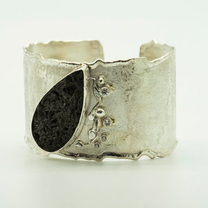 black-tourmaline-sculpted-cuff-bracelet-Jennifer-Kalled