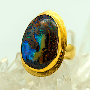 yowah-opal-22k-18k-gold-ring-Jennifer-Kalled