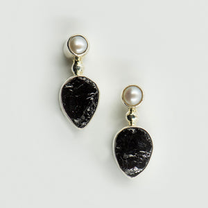 black-tourmaline-pearl-sterling-silver-earrings-Jennifer-Kalled