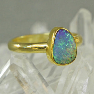 Boulder-opal-ring-gold-kalled