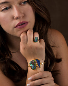 opal-bracelet-gold-kalled-kasso