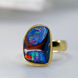 Boulder Opal Ring Roof Stone Gem 22k 18k Gold