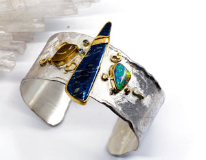 covellite-boulder-opal-bracelet-cuff-silver-gold-topaz-kalled-kasso