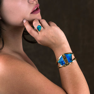 opal-boulder-cuff-gold-bracelet-kalled-kasso