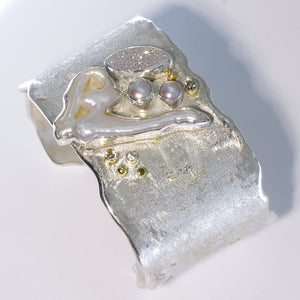 designer-pearl-cuff-bracelet-silver-gold-drusy-kalled