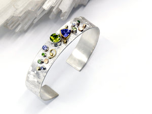 galaxy-cuff-bracelet-tanzanite-peridot-silver-gold-tsavorite-sapphire-kalled