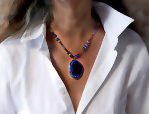 Yowah-opal-pendant-tanzanite-zircon-gold-kalled-kasso
